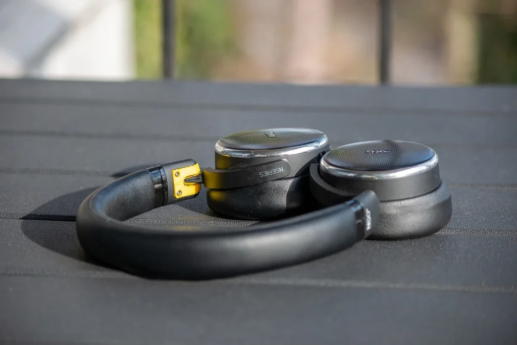 Replacement Hinge Swivel Mount For AKG N60 Headphones