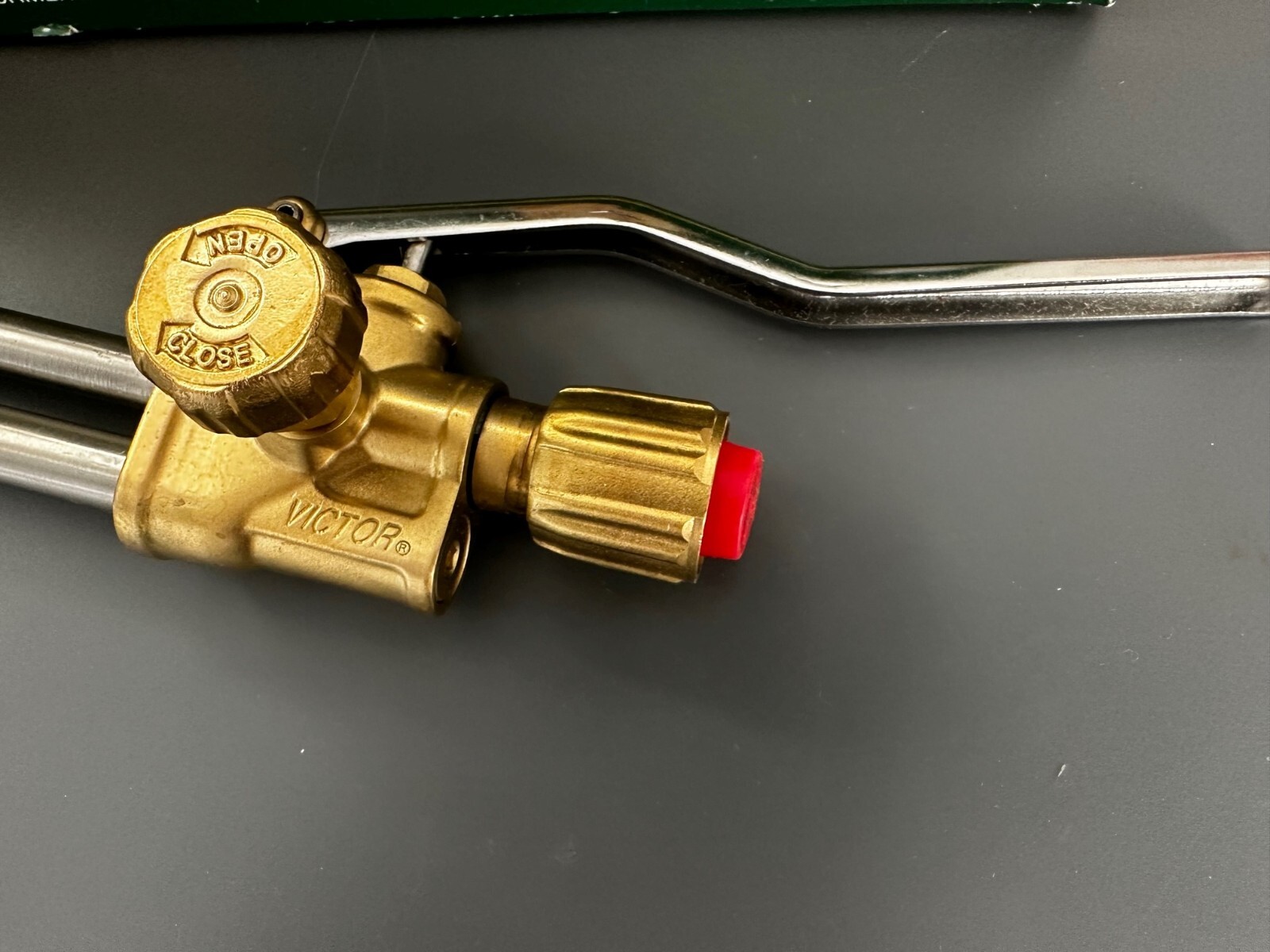 VICTOR Cutting Torch Set CA2460+, 315FC+and 2 Tips. NEW NEVER USED