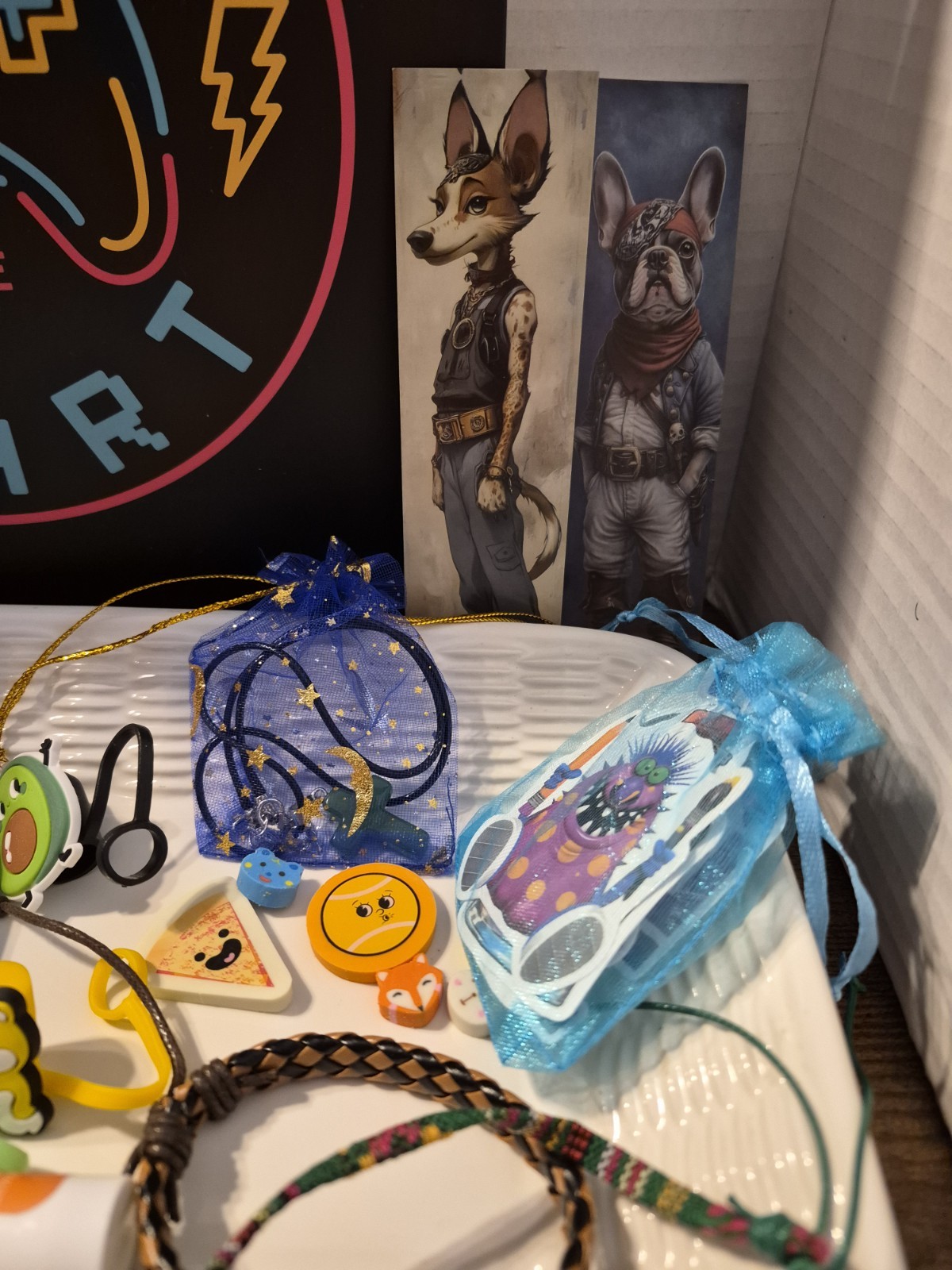 Kids Mystery Scoop + Bonus Toy Surprise/ Fun & Random/ Ages 8-12