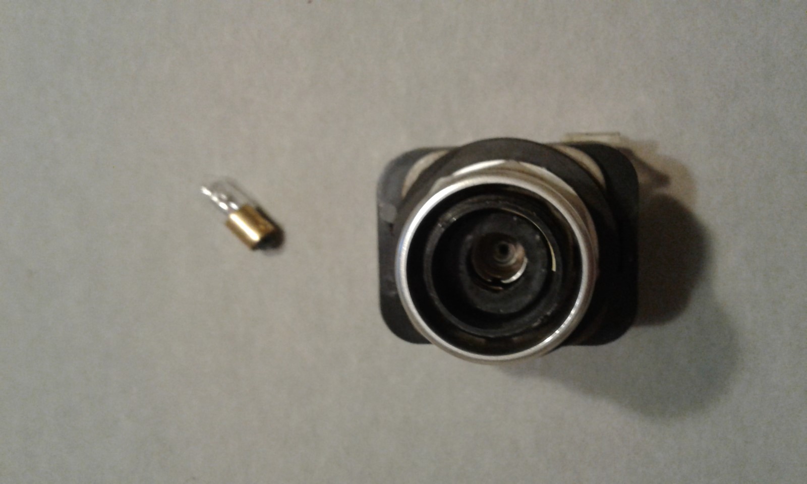 ALLEN BRADLEY 800T-P16 PUSH TO TEST PILOT LIGHT