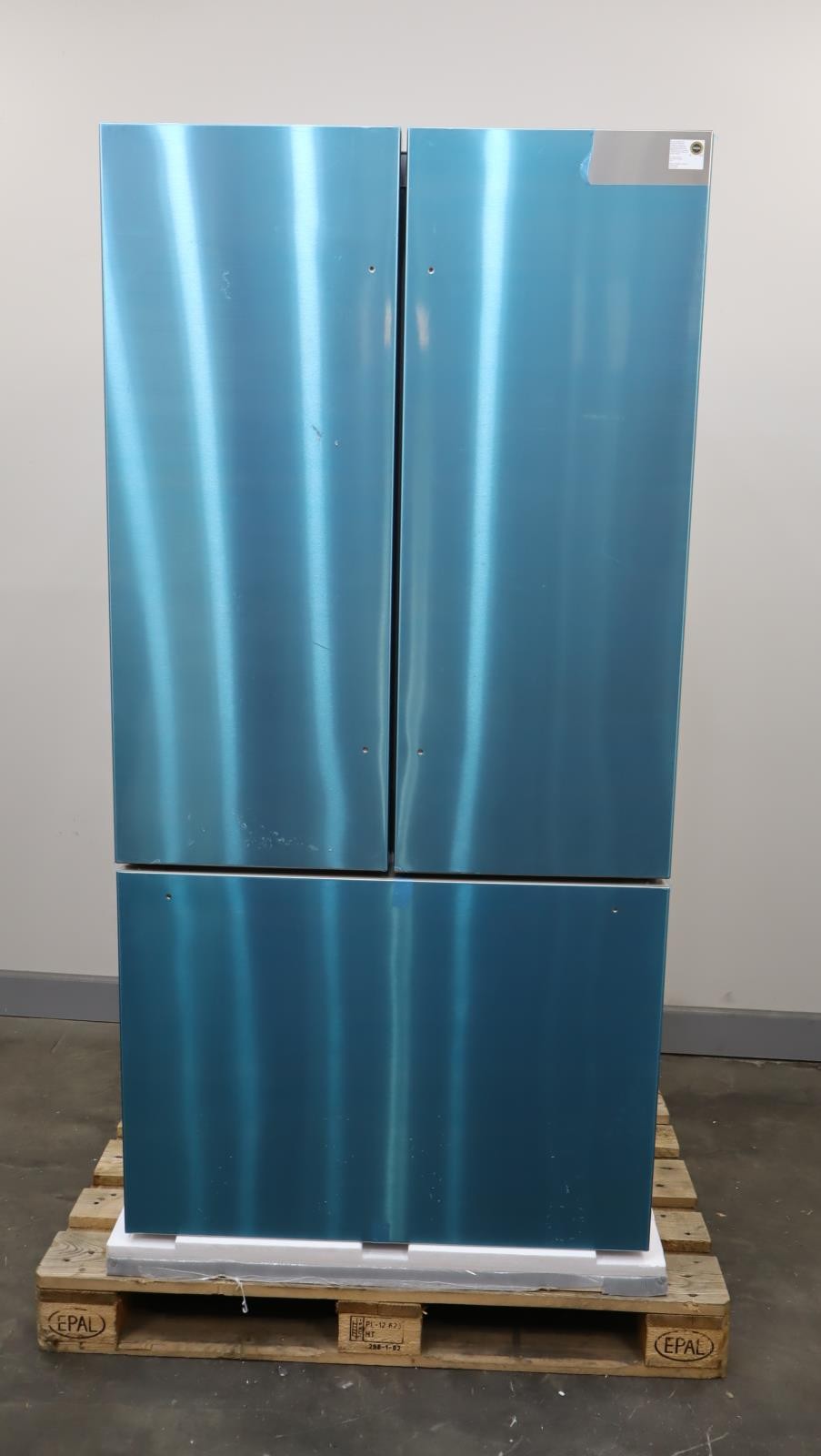 Thermador 36" 20.8 cu. ft Smart SS Masterpiece Series Refrigerator T36FT810NS