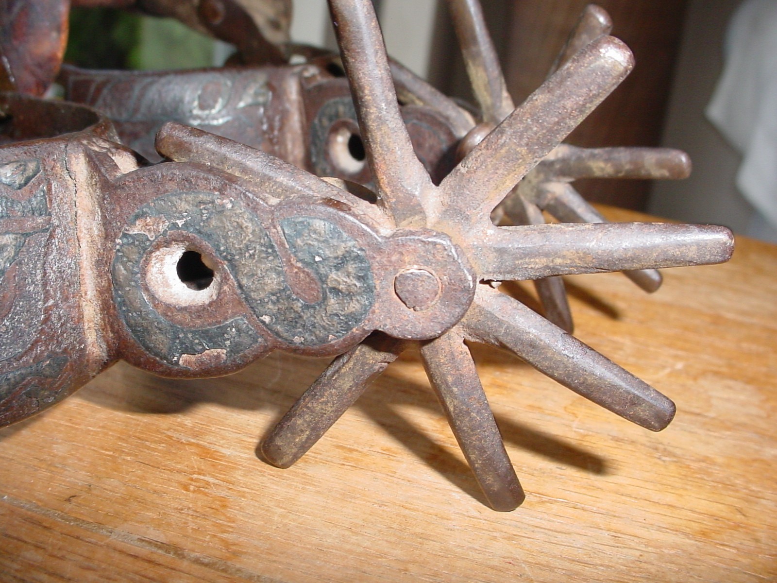 OLD 19TH CENTURY ANTIQUE MEXICAN WORKING COWBOY SPURS 3 INCH ROWELLS