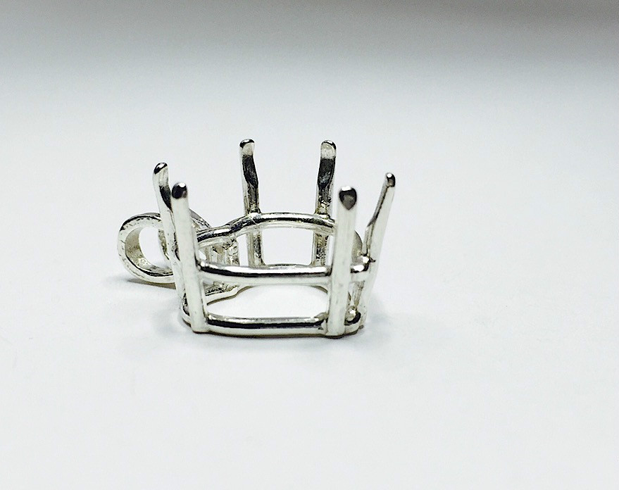 Heart Cast Wire Sterling Silver Pre-Notched Pendant Setting (4x4mm to 16x16mm)