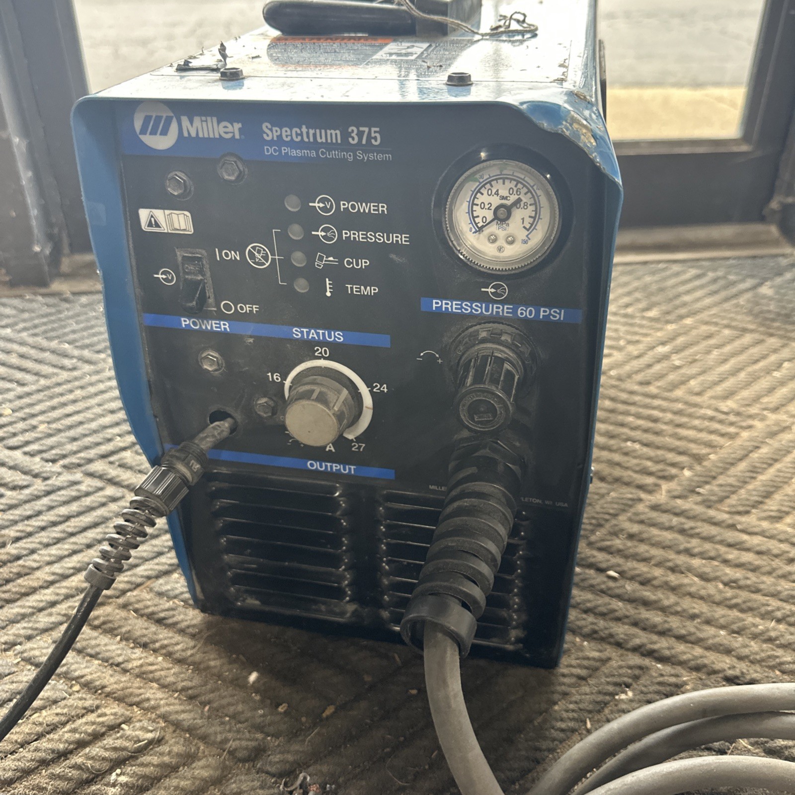 Miller Spectrum 375 Plasma Cutter with XT300 Torch Not Tested, Missing Powercord
