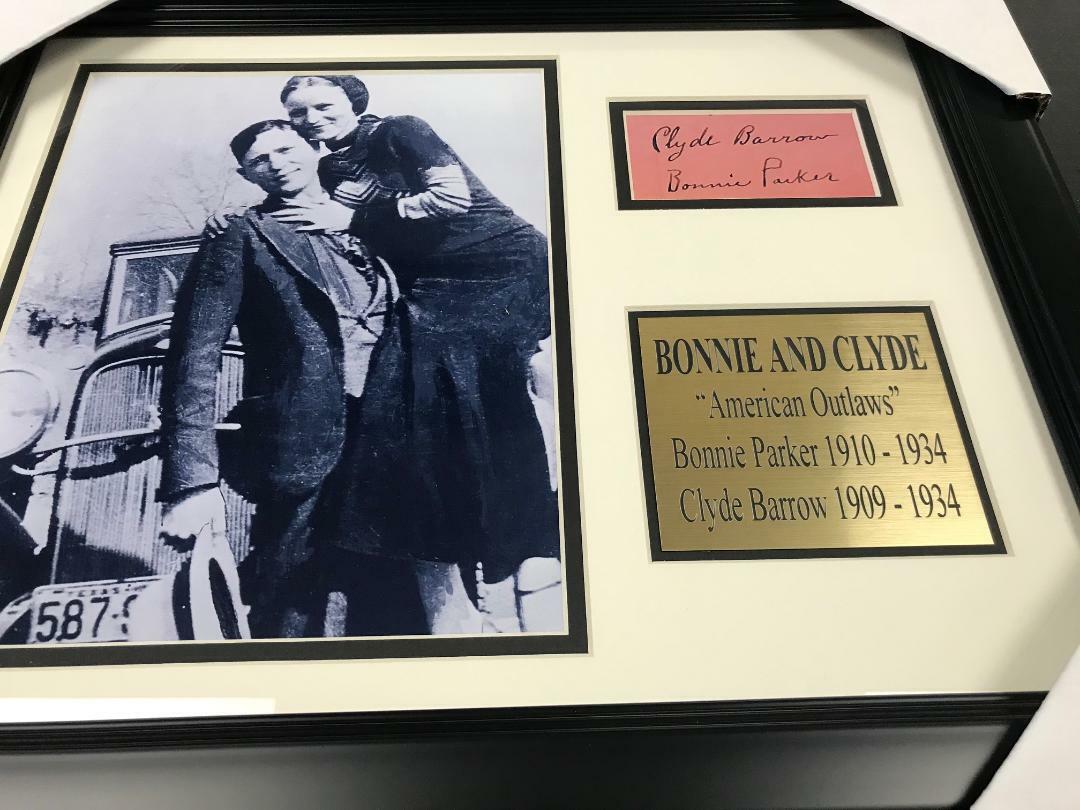 BONNIE AND CLYDE Autographed Cut Signature Facsimile Framed 8x10 Photo