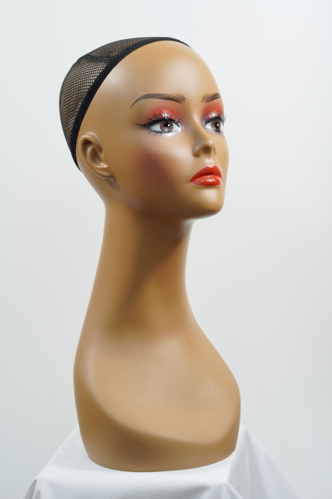 18" Life-Sized Mannequin Head – Durable Polyurethane, Unbreakable & Crack-Proof