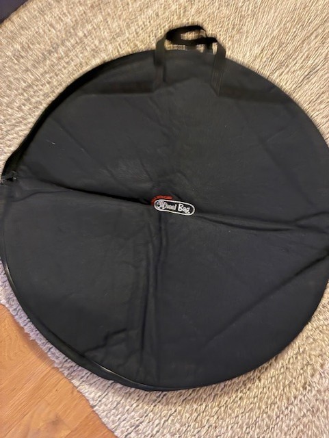 Bicycle wheel bag fits road cycle tire 700 c black zip carry handle padded