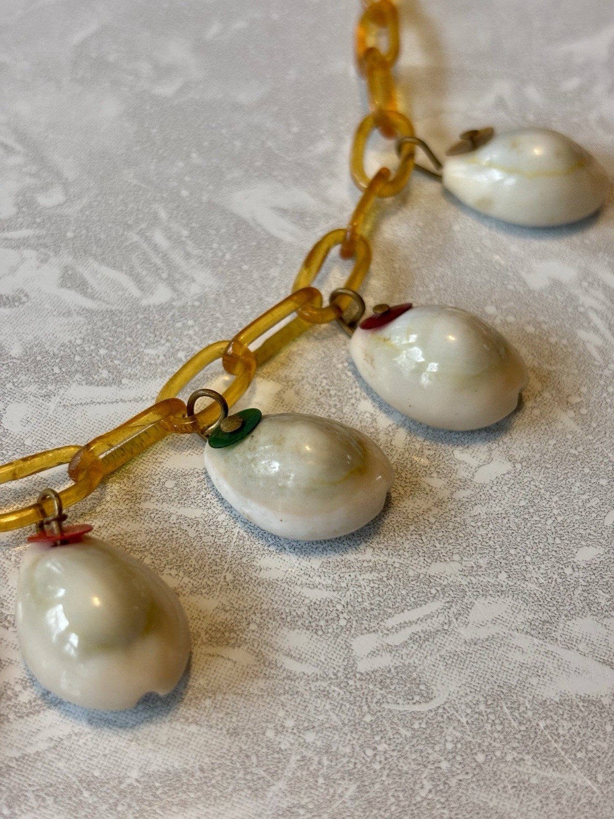 Vintage Apple Juice Bakelite Celluloid & Cowry Shell Necklace 17’ Chain