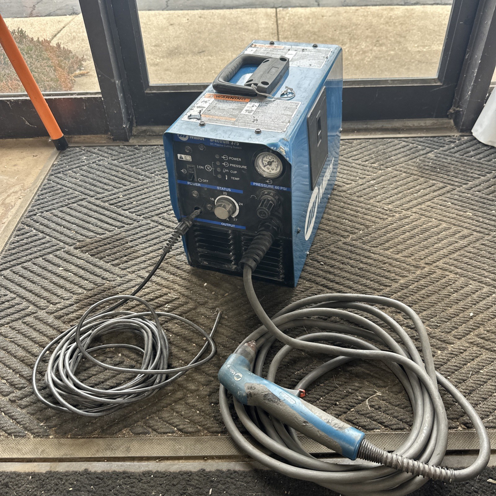 Miller Spectrum 375 Plasma Cutter with XT300 Torch Not Tested, Missing Powercord
