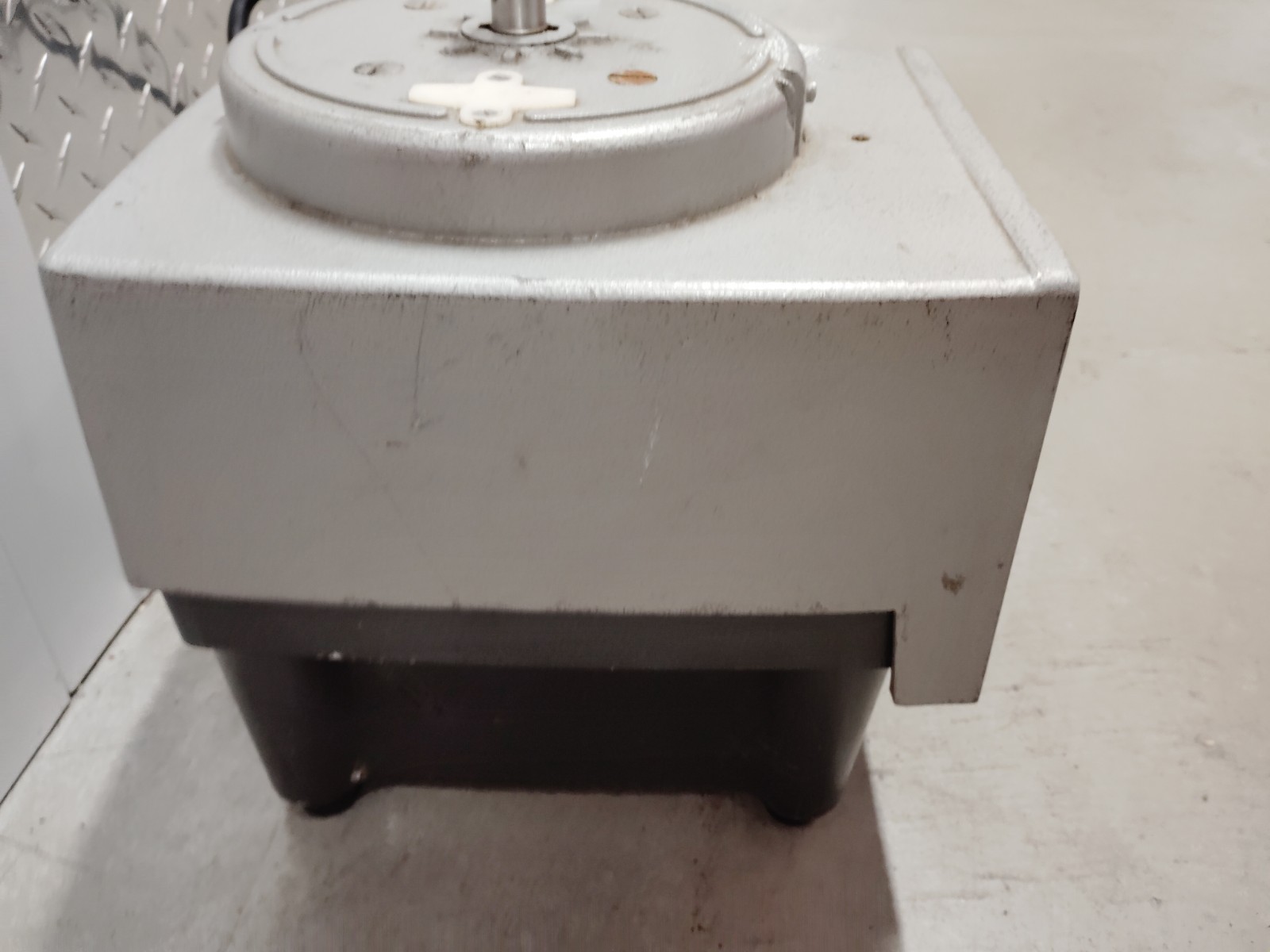 Robot Coupe R2 Continuous Feed Commercial Food Processor Base Only