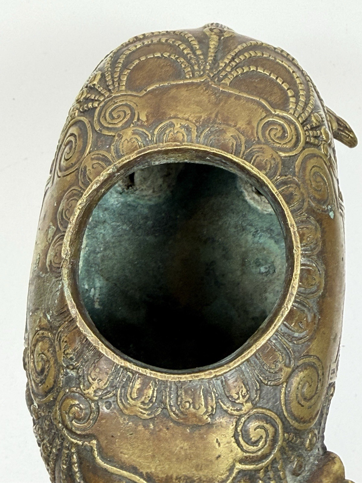 Vintage Chinese Bronze Elephant Censer Incense Burner Vase 7.5” Tall Heavy