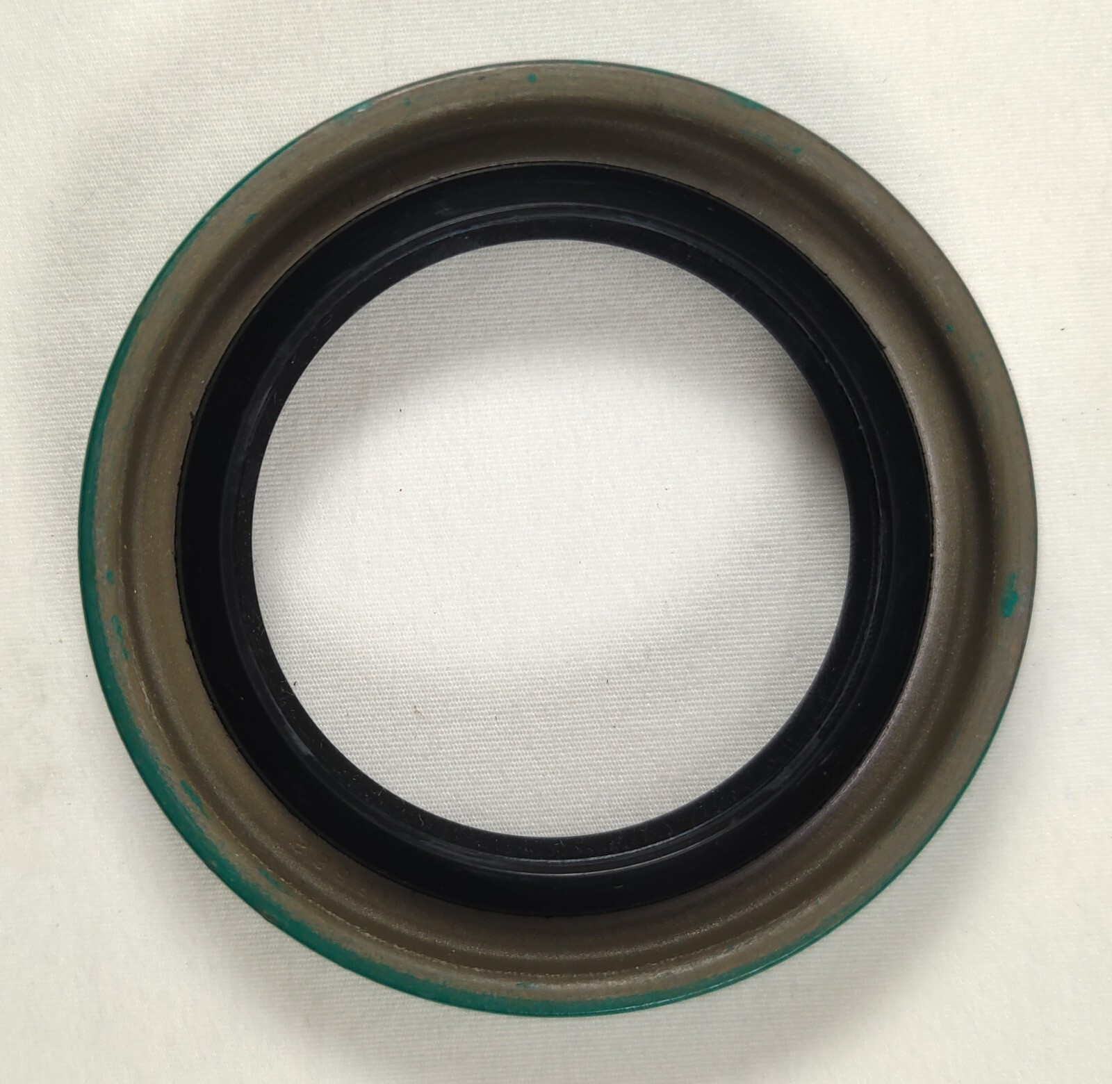 CR 18662 Transfer Case Output Shaft Seal For select GM truck Dodge Jeep AMC ++