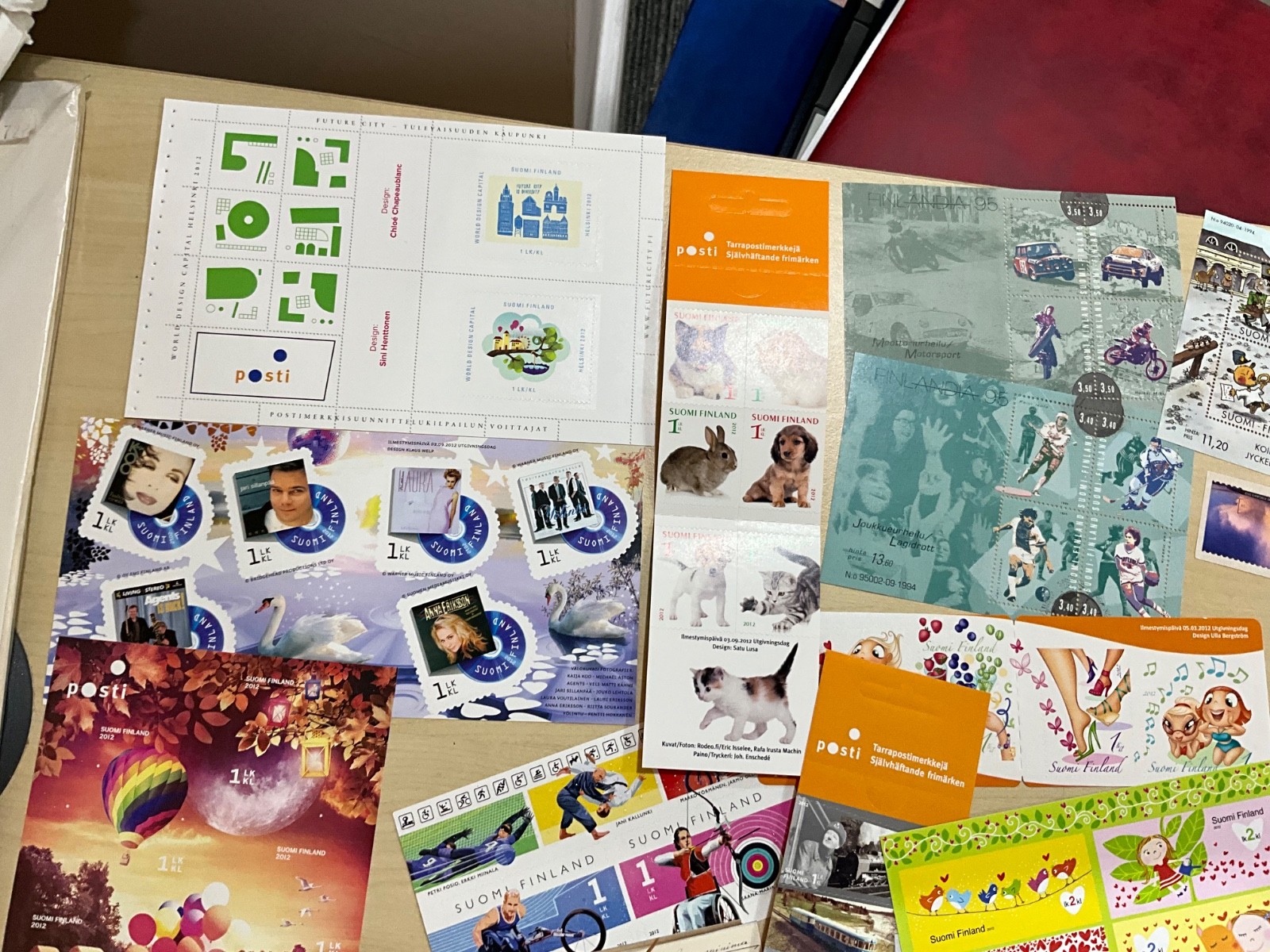 Finland MNH Stamps modern sheets booklets 102 different items @4*