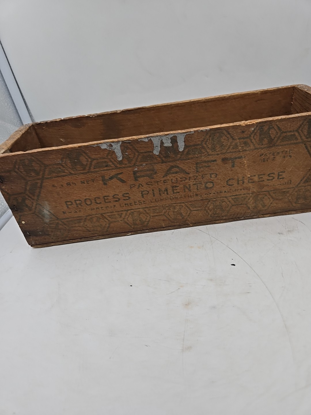 VINTAGE KRAFT PIMENTO CHEESE WOOD BOX CHICAGO, ILL