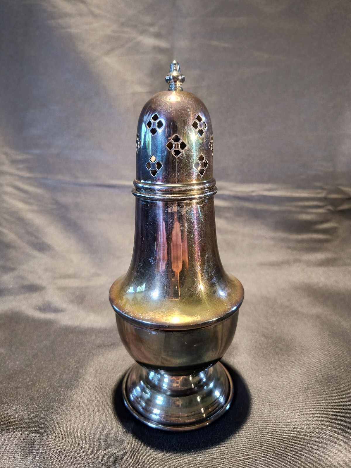 Vintage Sugar Shaker 7 1/8 inches "Silverplated England 16" Elegant Dining