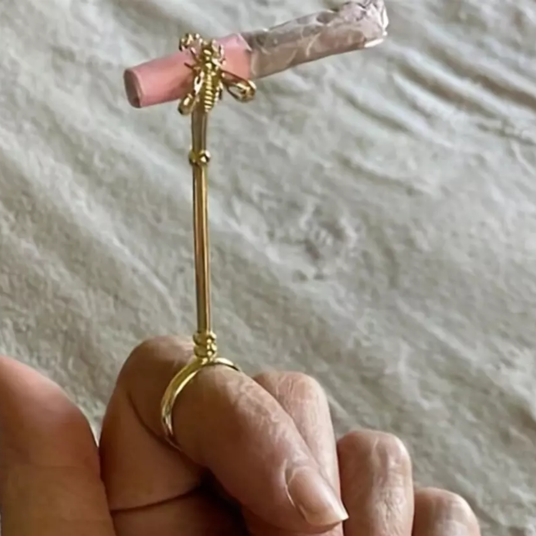 Golden Bee Shaped Cigarette Mouthpiece Elegant Mouthpiece Ring Cigarette Holder