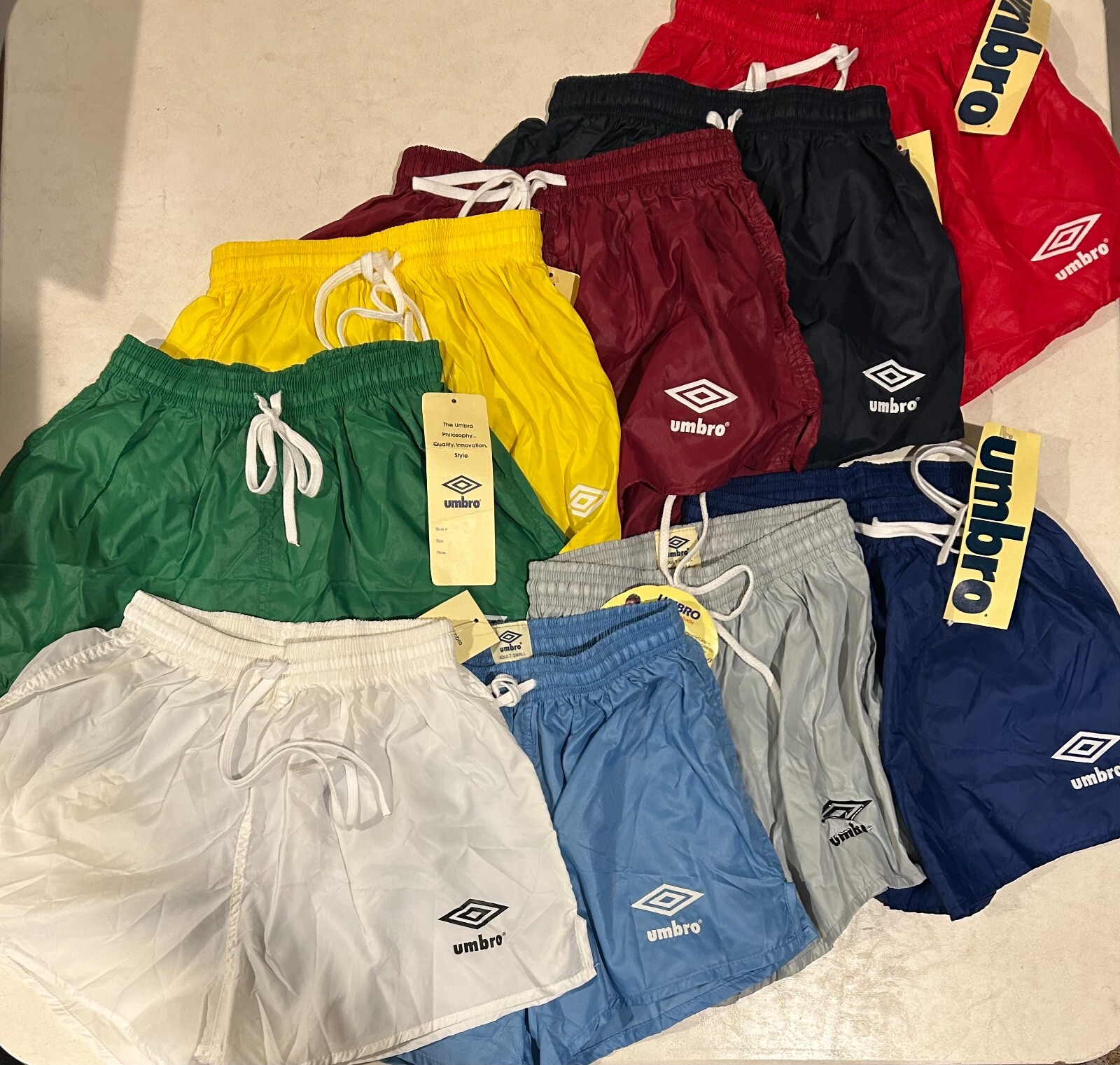 UMBRO VINTAGE UNISEX "AMERICAN" SHORTS VINTAGE NWT!!