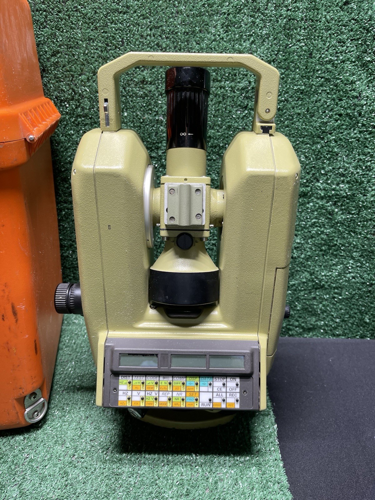 Leica Wild Heerburg T3000 Theomat Theodolite /Sun Filter. W/Case&Key No Battery.