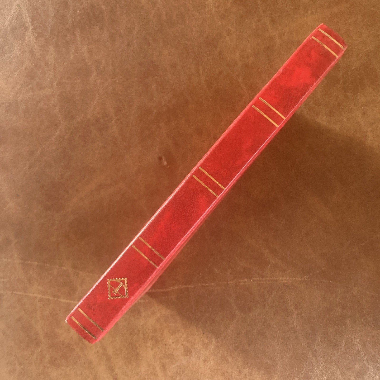 Lighthouse 32 Page Hardcover Stockbook (6 1/2" X9") Red - LS2/16 Free Shipping