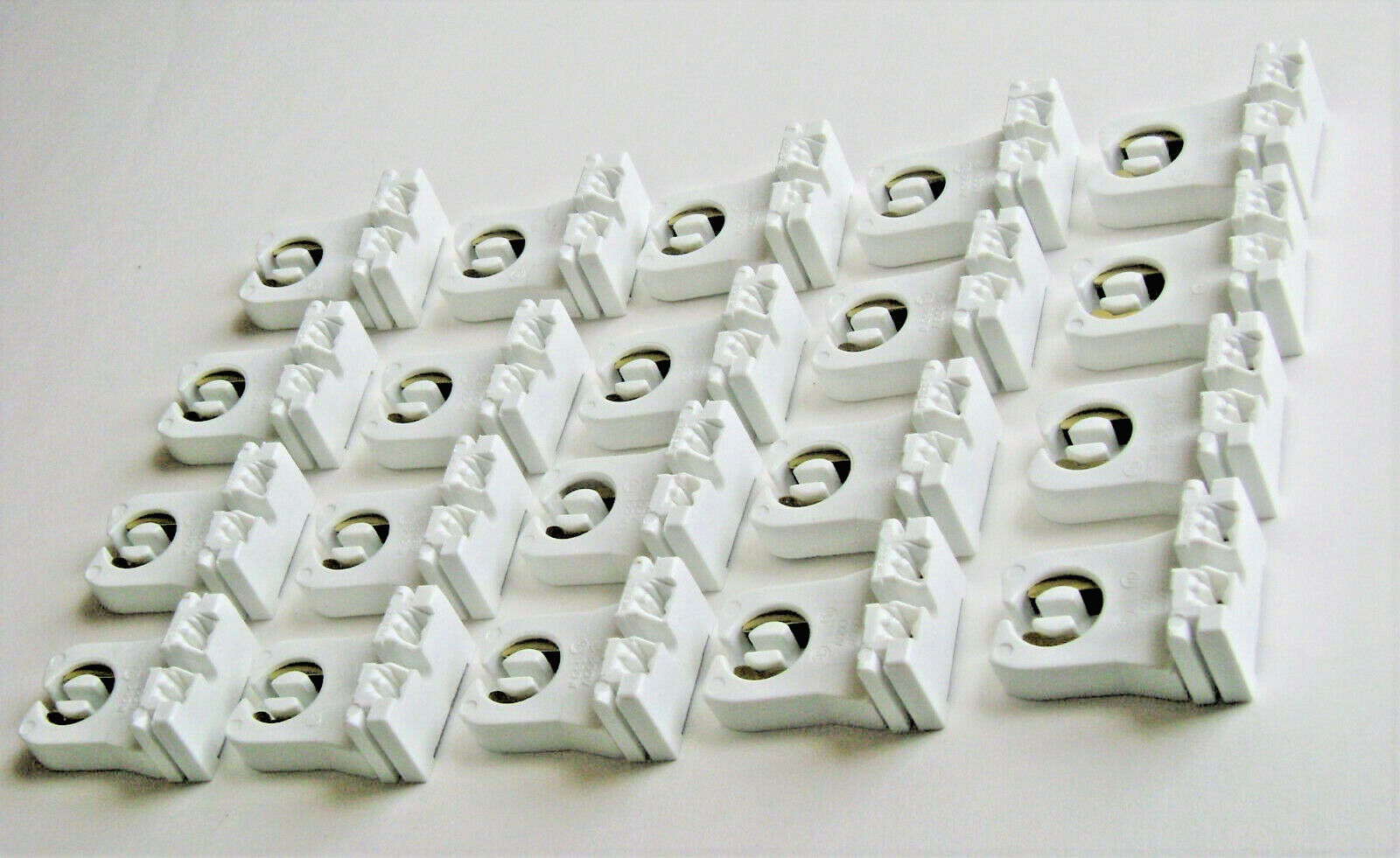 20x Leviton 13351 Non-Shunted Slide In T8 T12 Fluorescent Lamp Holder Socket