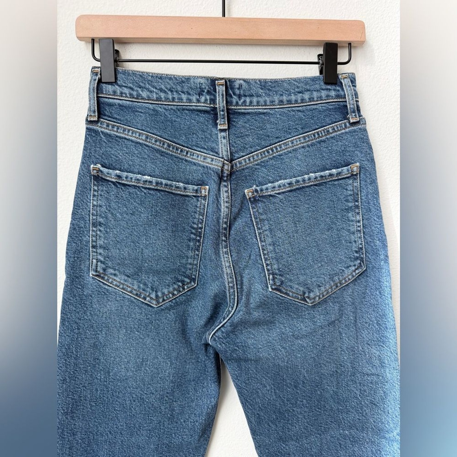 AGOLDE Riley High Rise Straight Crop Jeans in Transfer - Size 25