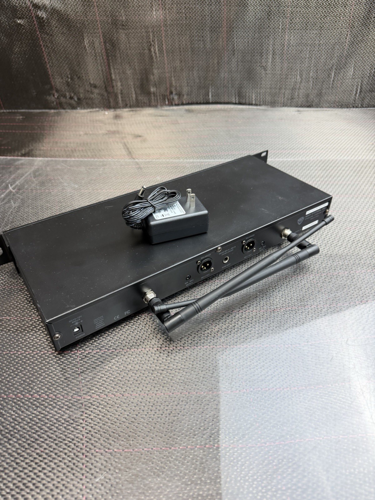 Nady 2W-1KU *Receiver Only* 1,000-Channel Dual UHF Ships Fast VGC!