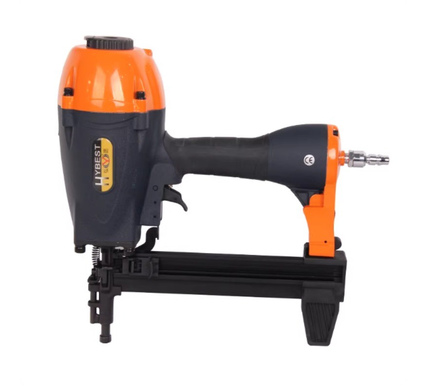 SR40 Pneumatic Gas-Powered Nail Gun for Securing Steel Plates To Concrete