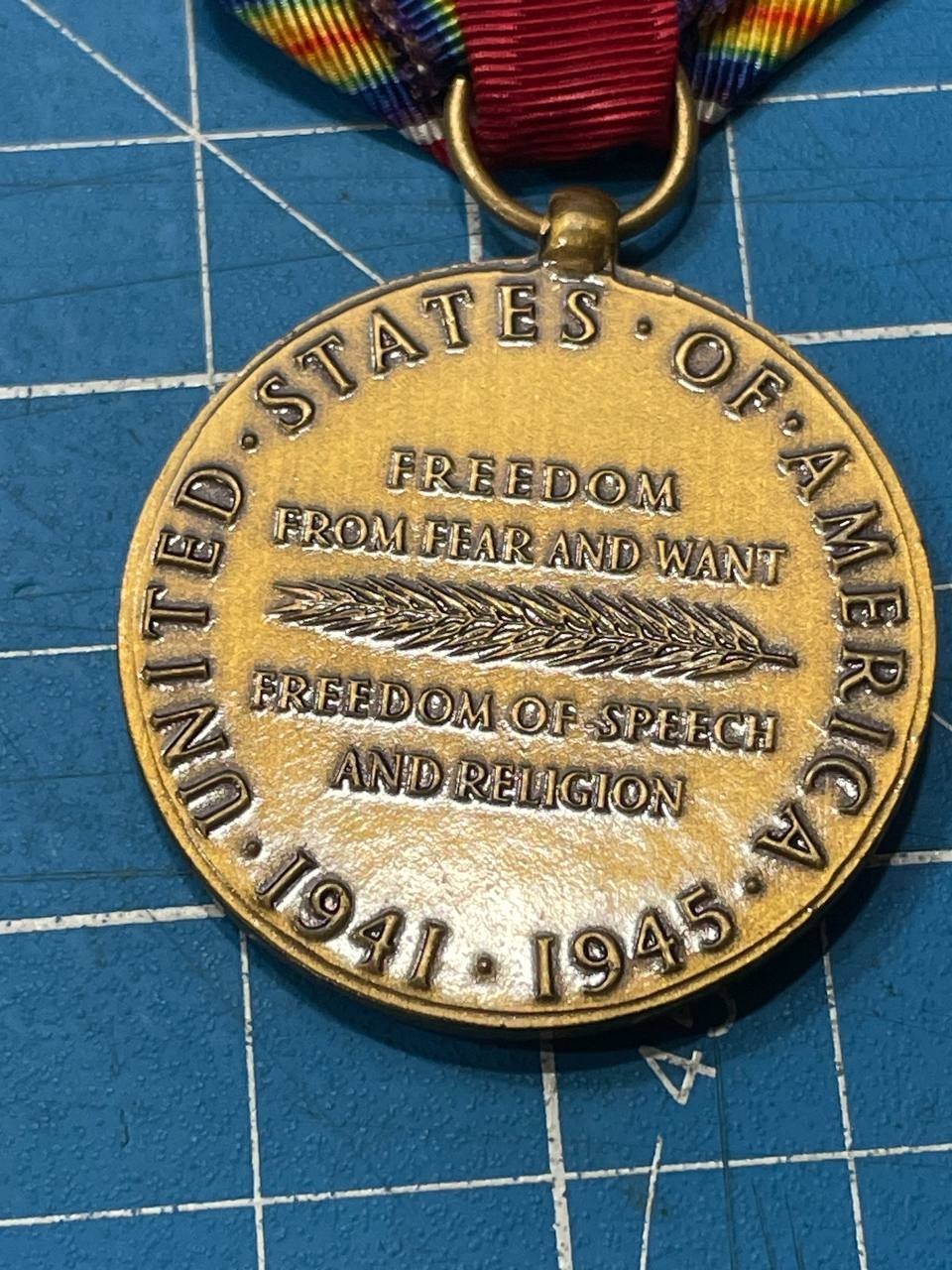 VTG World War II WW2 US Army Military 1941 – 1945 Campaign Service Victory Medal