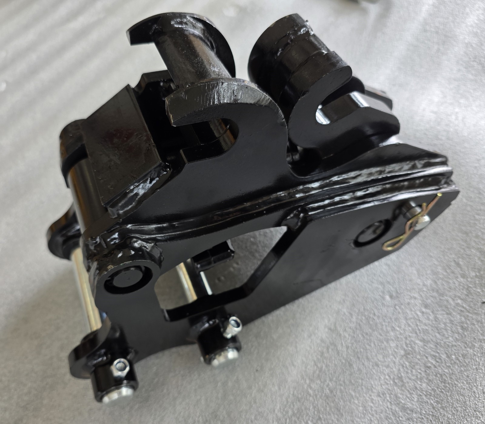 Mini Excavators Hydraulic Quick Hitch Coupler Connection Attach 0.8-1.8T Digger