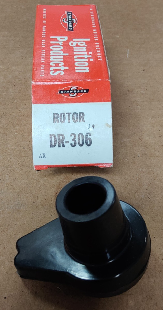 Standard Distributor Rotor DR-306 fits 1951-56 Buick Cadillac Oldsmobile 8cyl