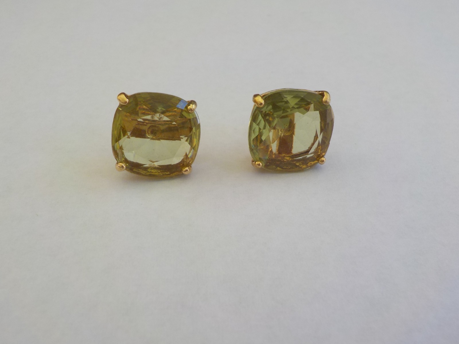 Earrings Pierced Post 5 Pair Glass Plastic Blue Green Pink Peach Sparkle Prong