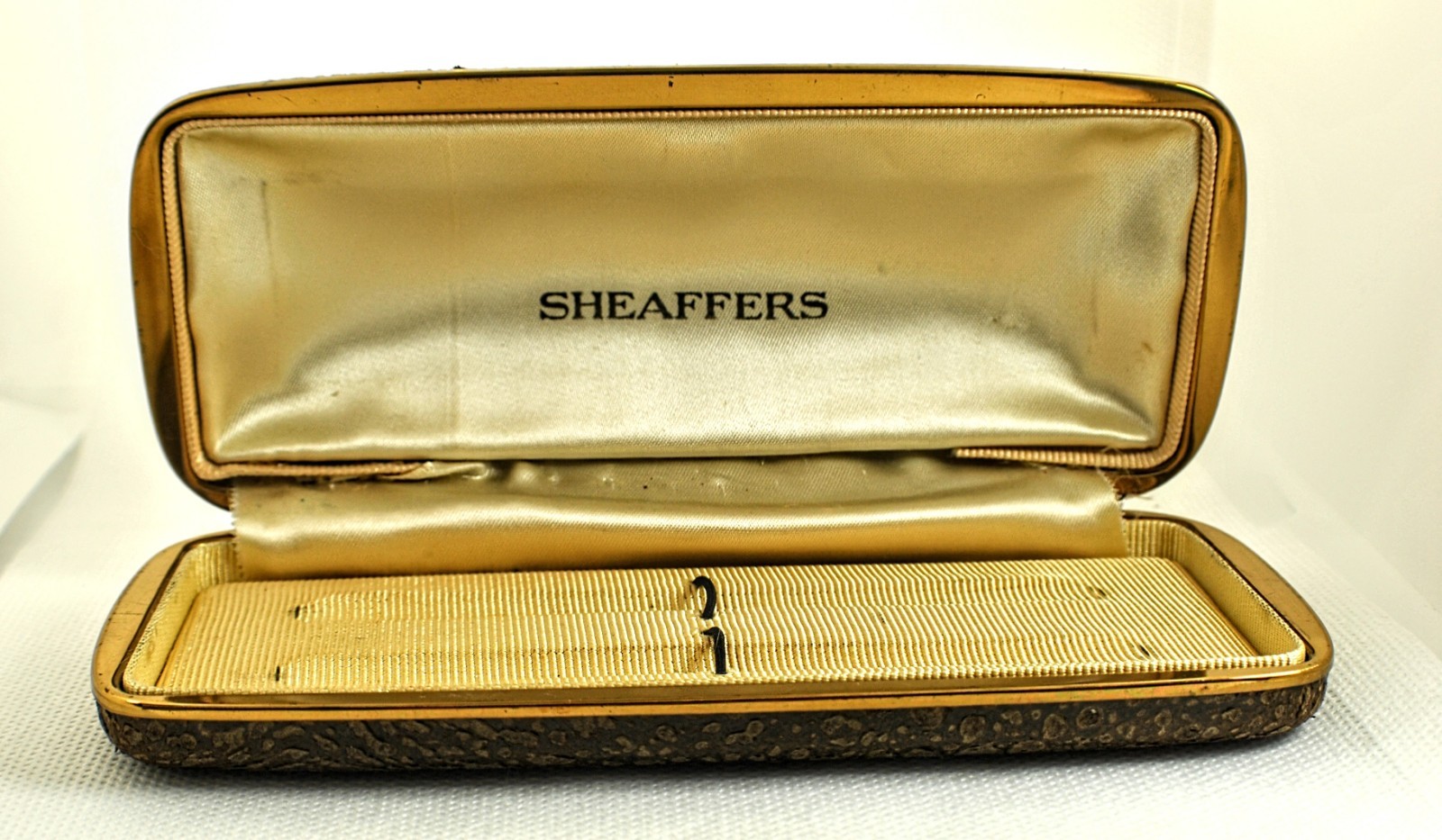 RARE FIRST CREST Gift Box in Excellent Condition, Circa 1940, Faux leather