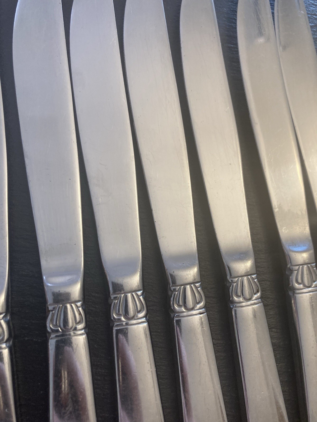 Reed Barton Stainless SANDERLING 12 Pcs SHIPS FREE