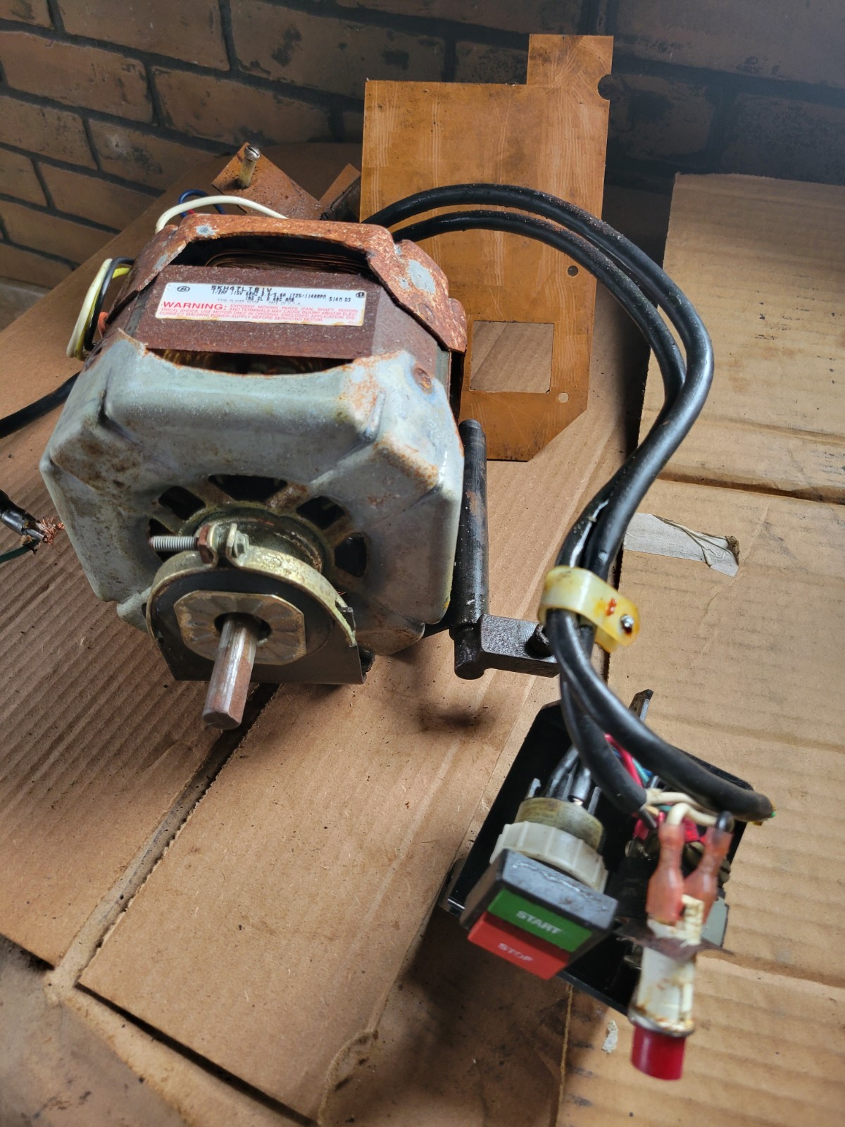 Berkel Slicer Model 909/1 Complete GE Motor Assembly + All Electrical Components