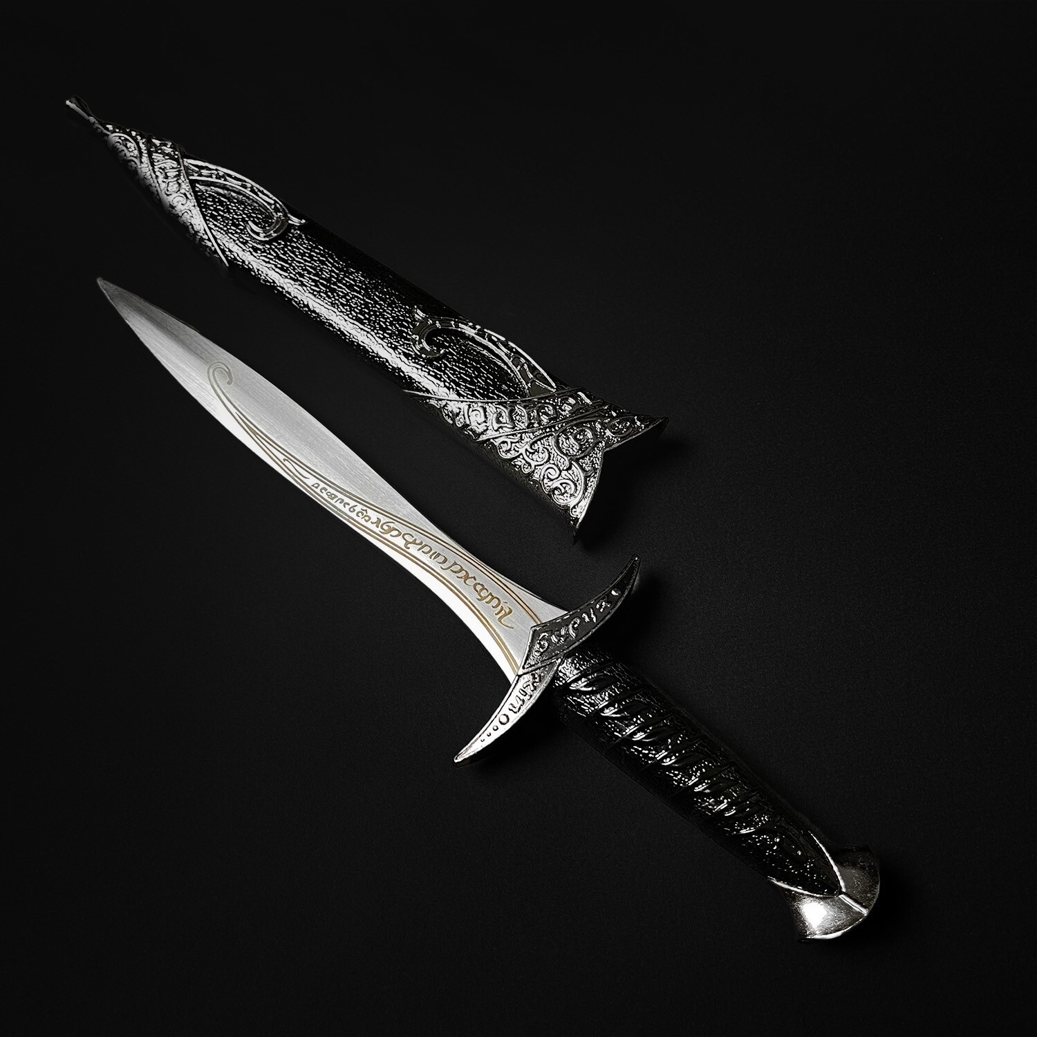 11" The Hobbit Fantasy Black Sword Dagger Replica (Sting)