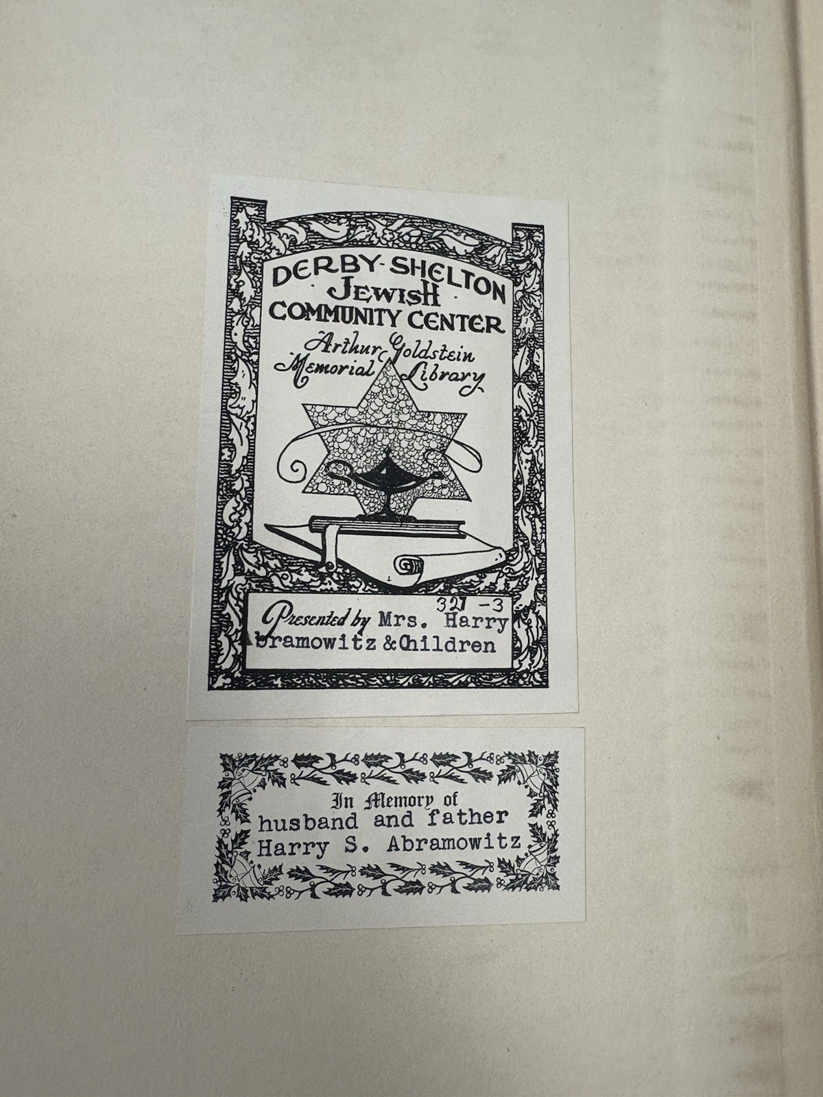 The Universal Jewish Encyclopedia 1941 Hardcover - Judaism 8 Volumes