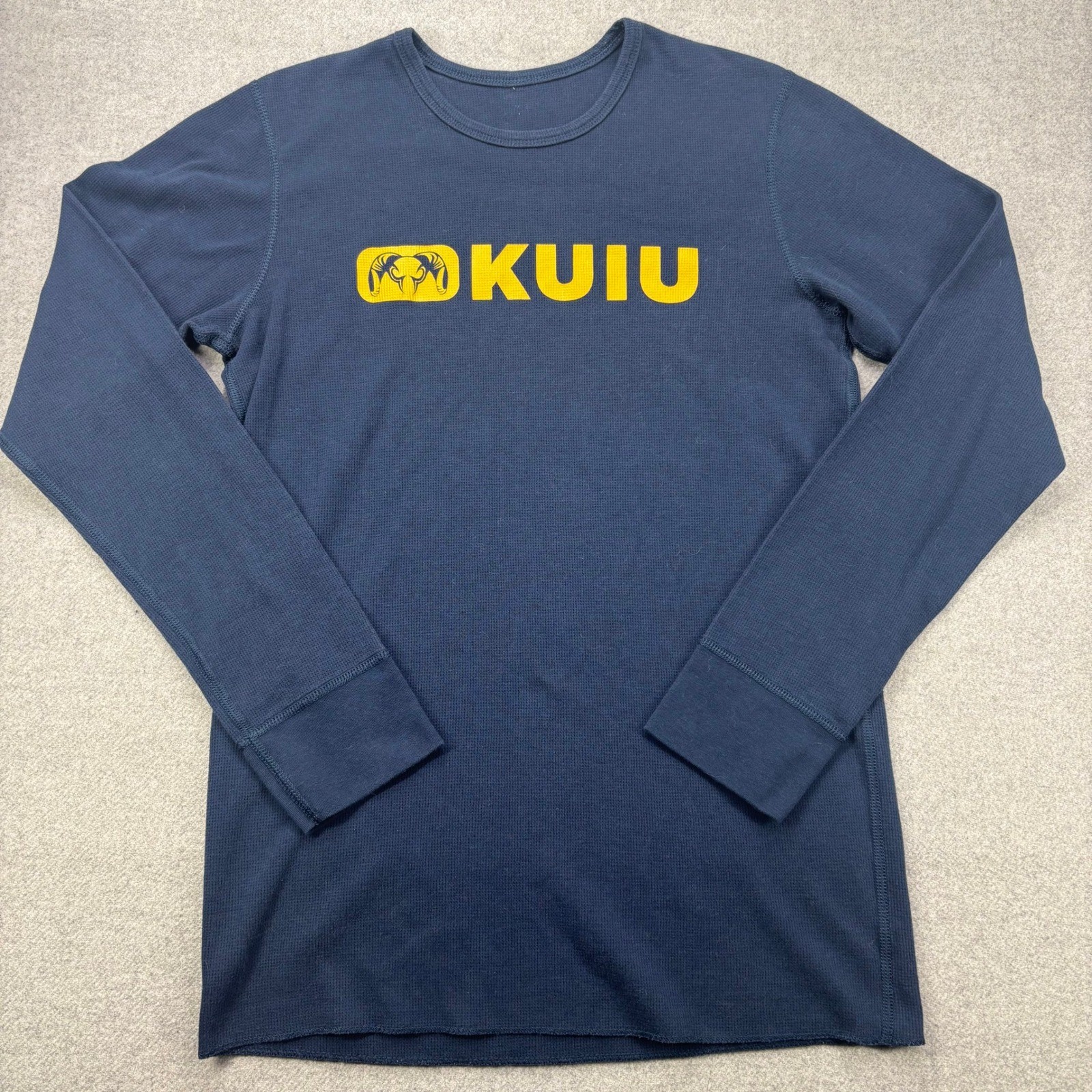 Kuiu Thermal Waffle Knit Base Layer Crewneck Shirt Mens Small Blue Logo Spellout