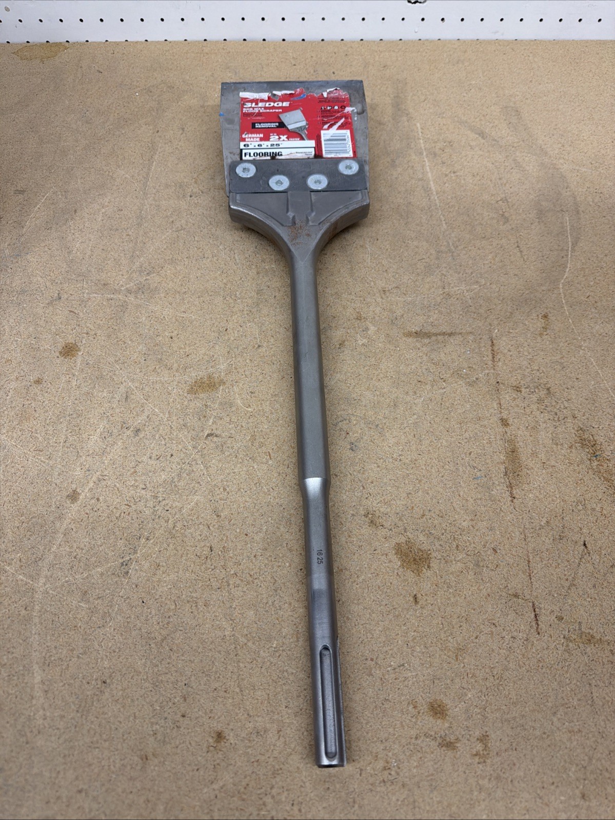 Milwaukee 6 in. SLEDGE SDS-MAX Floor Scraper