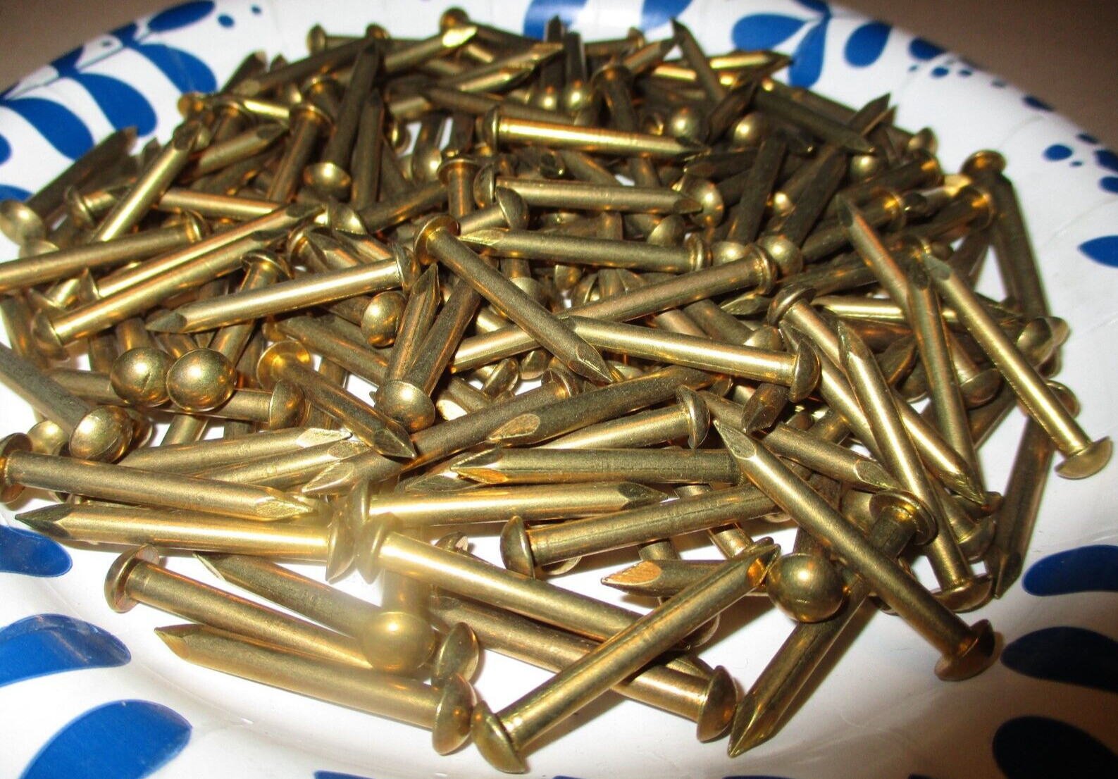 40-VINTAGE 1 1/8" X #10, SOLID BRASS ESCUTCHEON PINS NAILS, BIG ROUND DOME HEADS