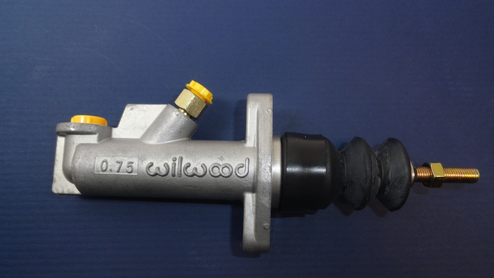 Wilwood Compact Remote Aluminum Master Cylinder 3/4" Bore PN: 260-6089