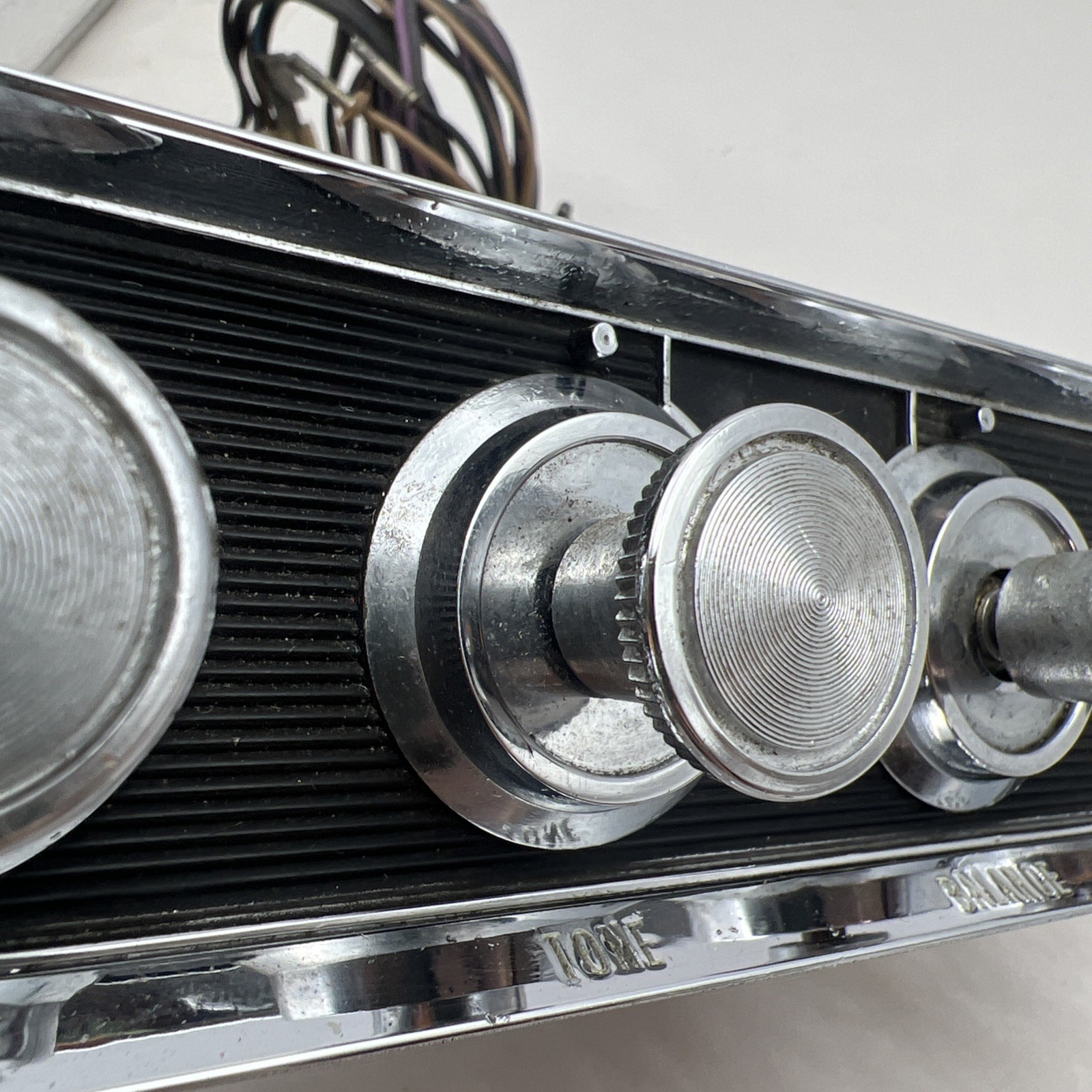 1966 CHEVROLET IMPALA SS BELAIR CAPRICE FM STEREO ADAPTER RADIO 7296351