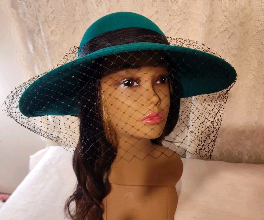 Vintage Geo.W. Bollman Women's Felt Hat With Veil 100% Wool Green with Black