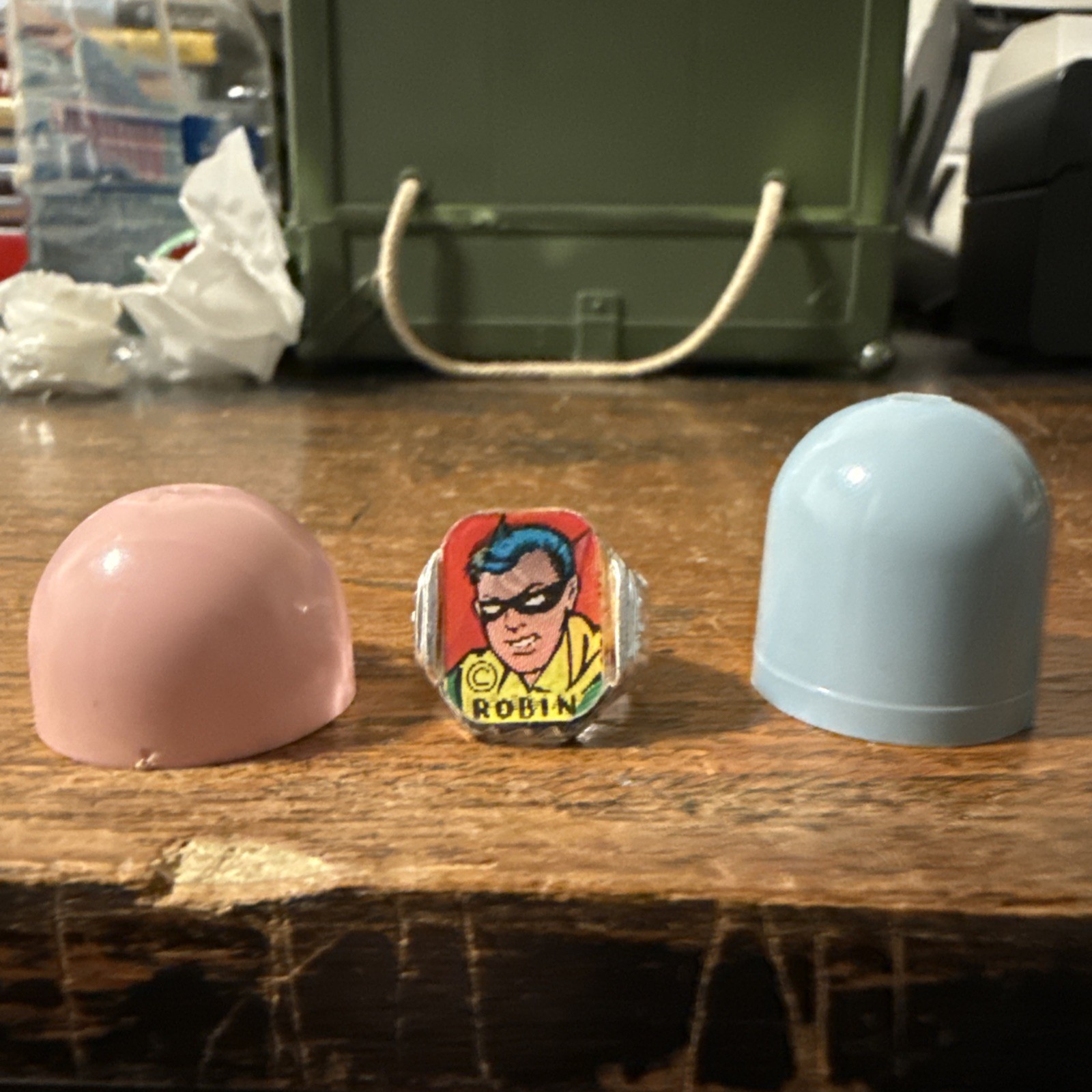 Batman & Robin (Robin) Vintage 1960's Plastic Flicker Ring W/ OG Gum Ball Case