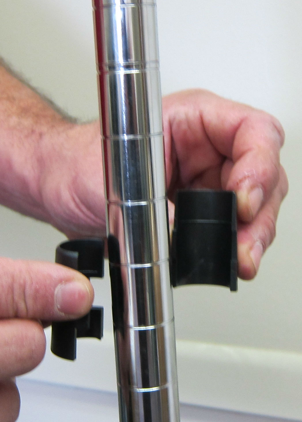 1 PACK NEXEL SHELF CLIPS SPLIT SLEEVES METRO 1" POLE  FREE SHIPPING US ONLY