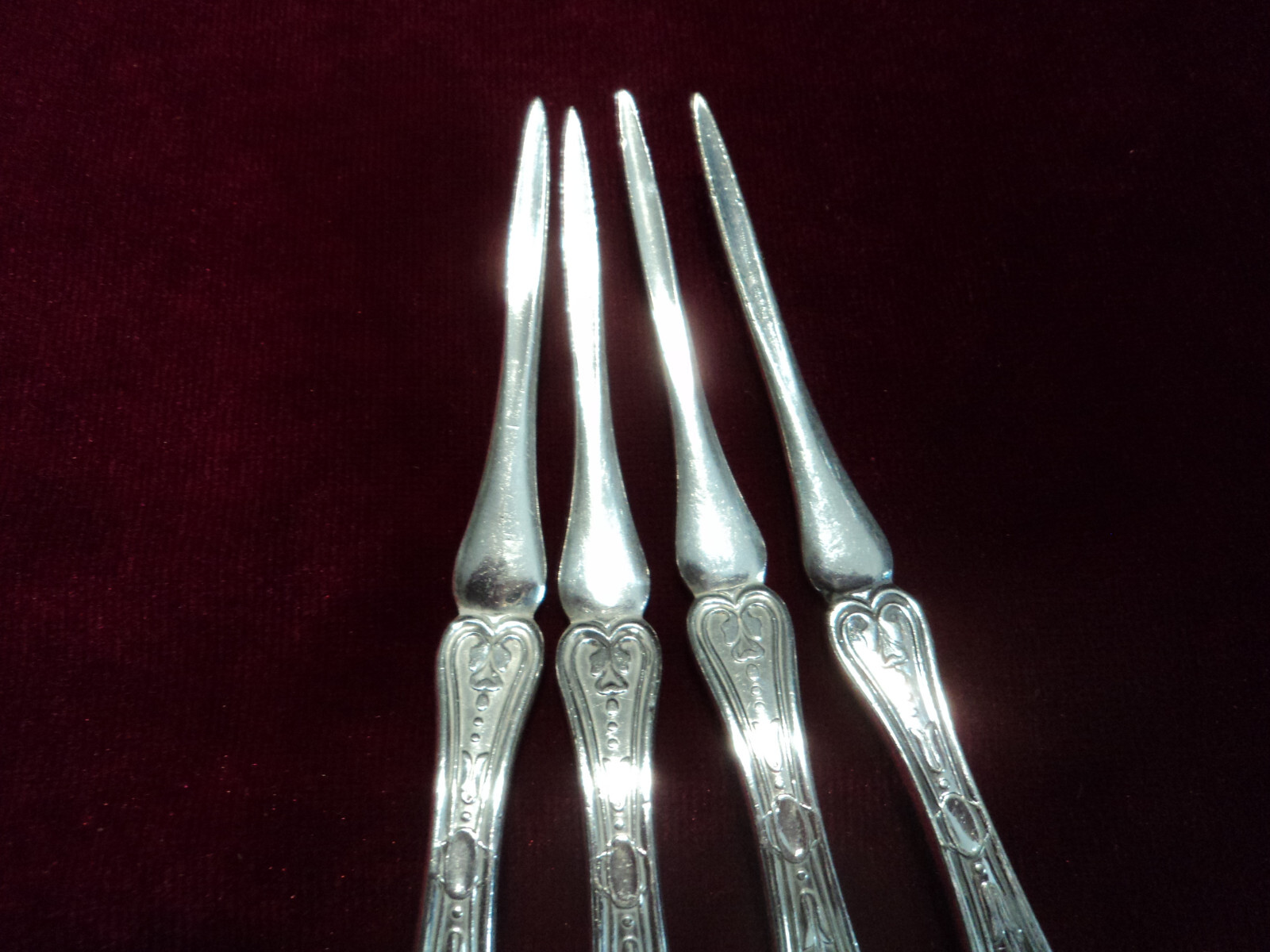 Silverplate Flatware Lot of 4 Victorian Nut Picks Rogers Medallion 1867