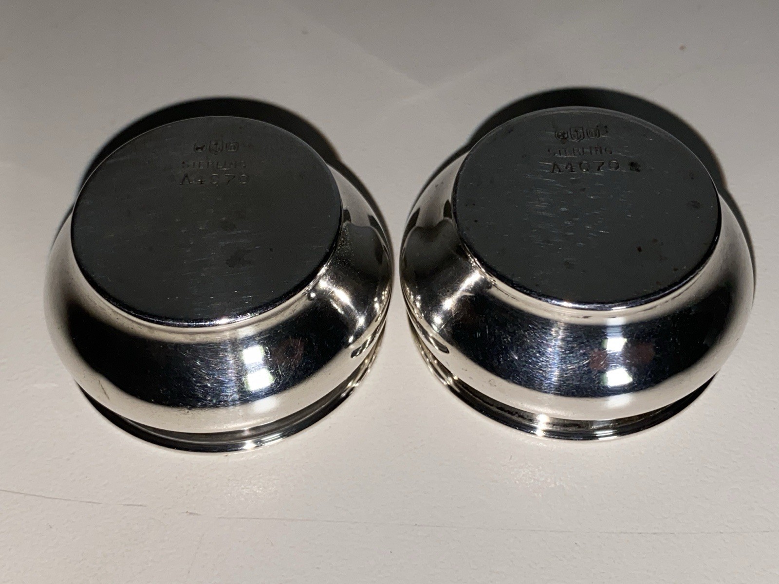 2 Antique Hallmarked Gorham Sterling Silver Open Salt Cellars A4070 Covington