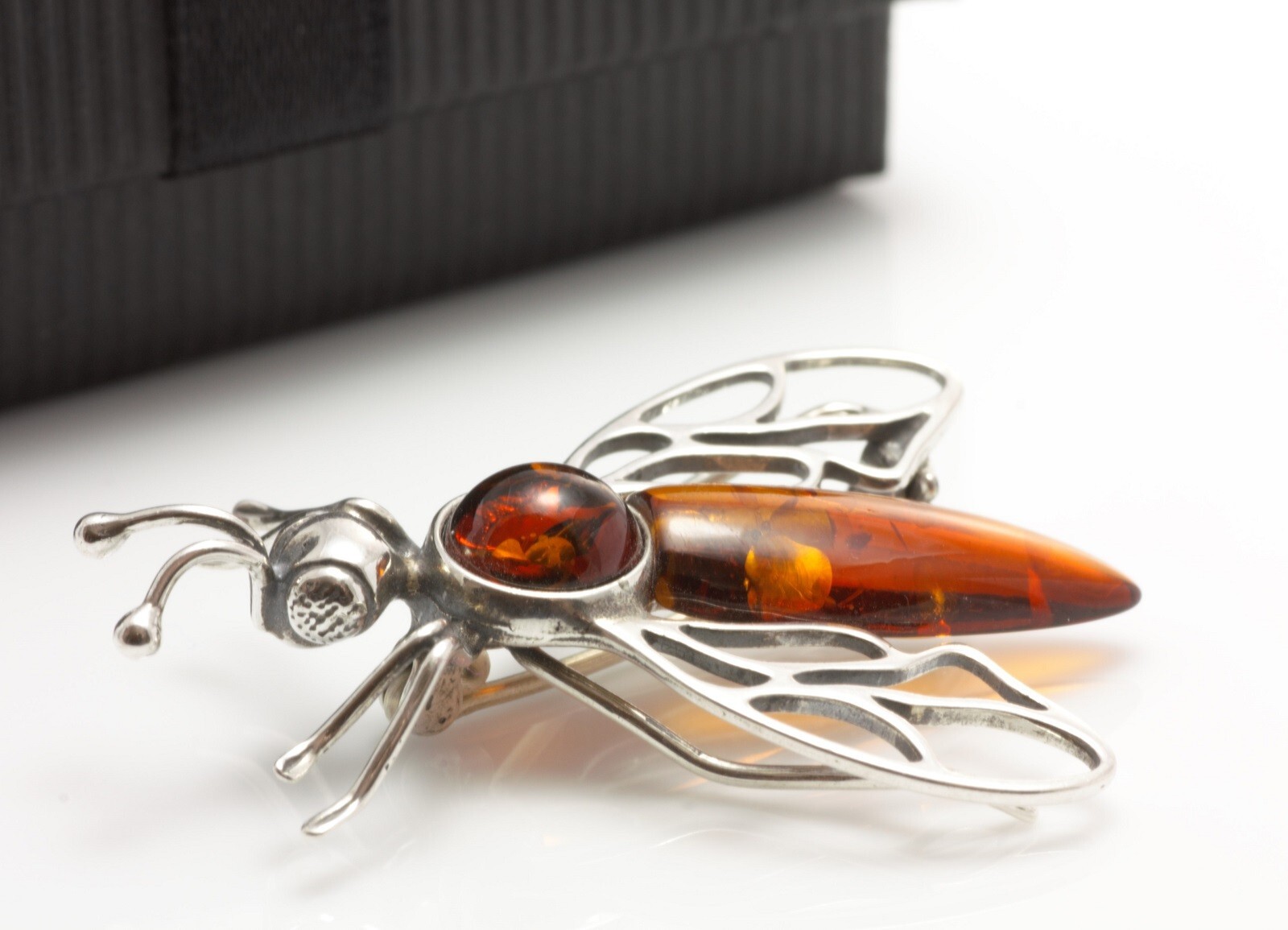 NATURAL BALTIC AMBER STERLING SILVER 925 Bee BROOCH - PIN Jewellery Woman
