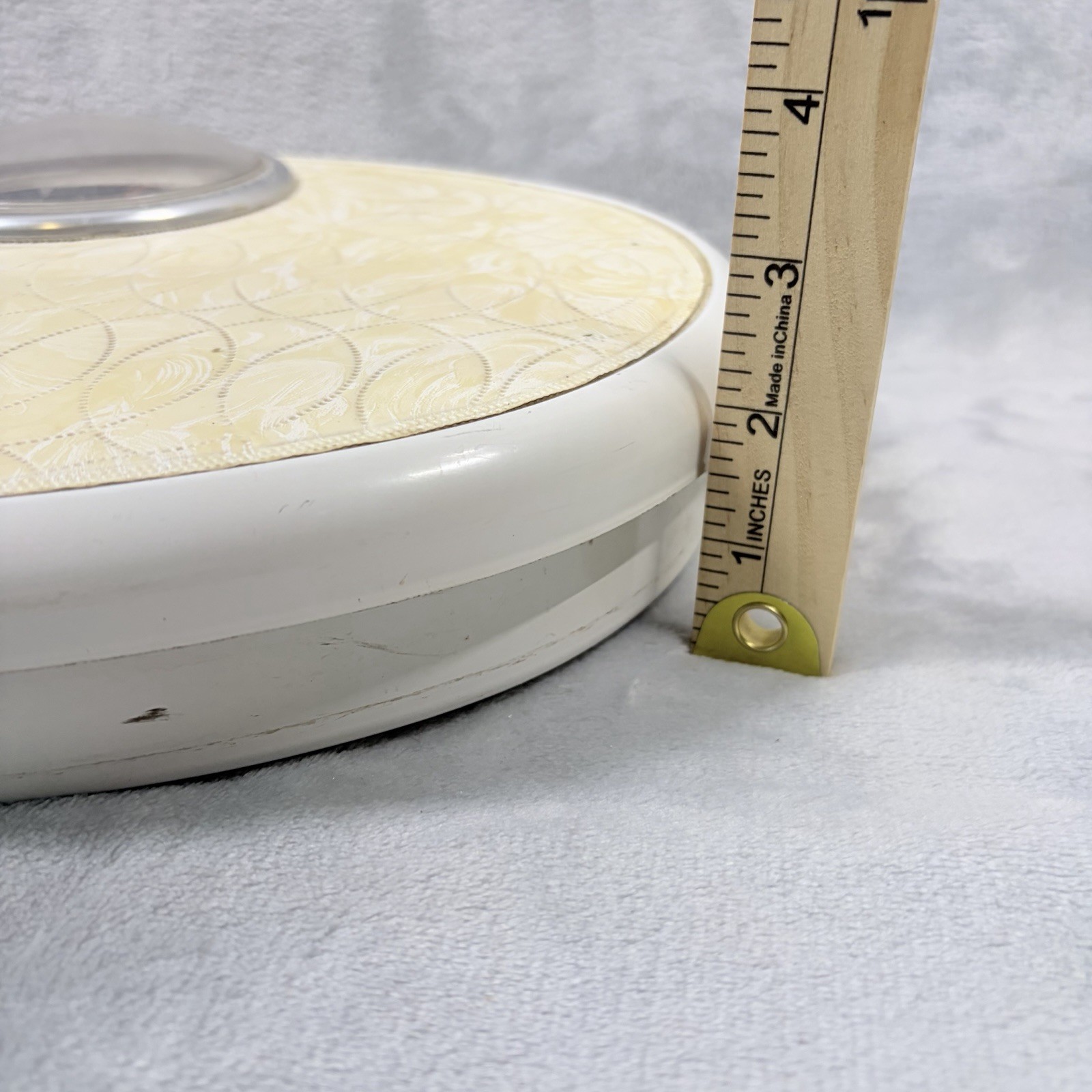 Vintage Borg Oval Bathroom Scale MCM Brocade Vinyl Pad Chrome Bubble Dial Works