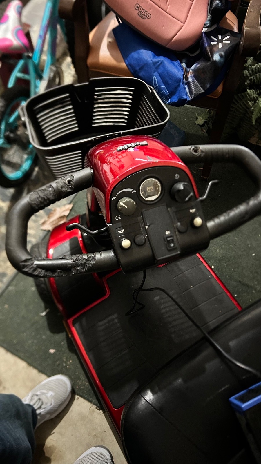 (MUST FIGURE OUT OWN SHIPPING!!!) Pride HVY DTY 4 Wheel Mobility Scooter whlchar