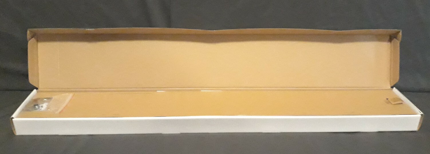 Kichler 4U Series LED 30" Under Cabinet Lighting 4U30K30WHT Indoor 3000K